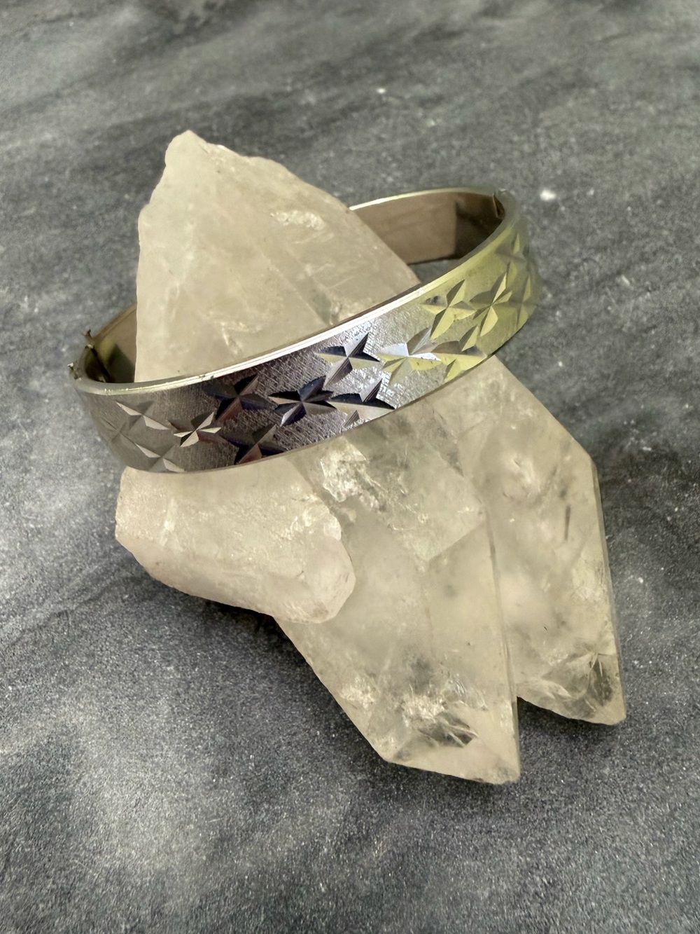 Vintage Silver-Tone Star Pattern Bracelet